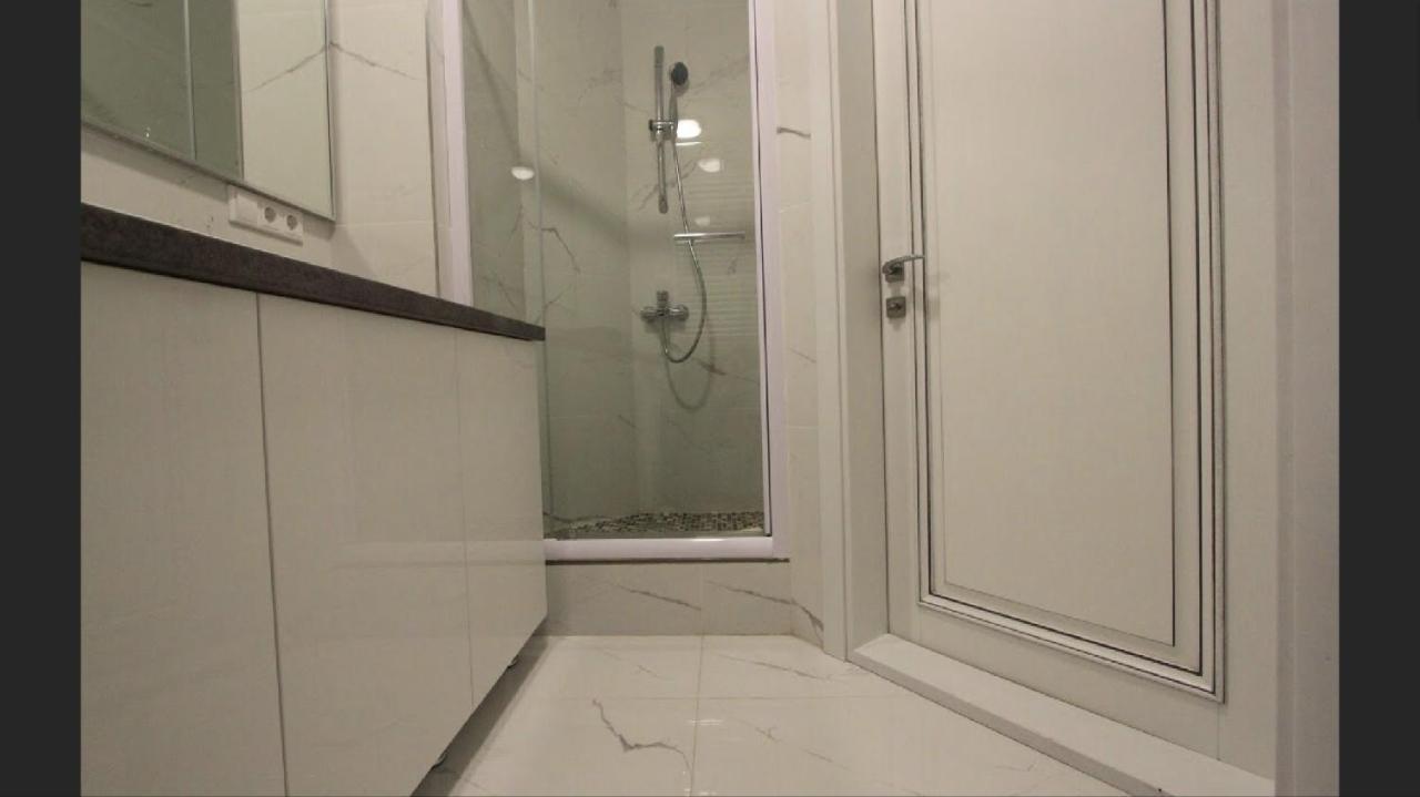 Luxury Exclusive Apartments Skyhouse Exfactor Chisinau Bagian luar foto