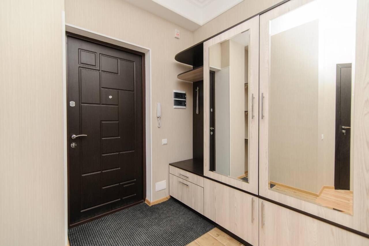 Luxury Exclusive Apartments Skyhouse Exfactor Chisinau Bagian luar foto